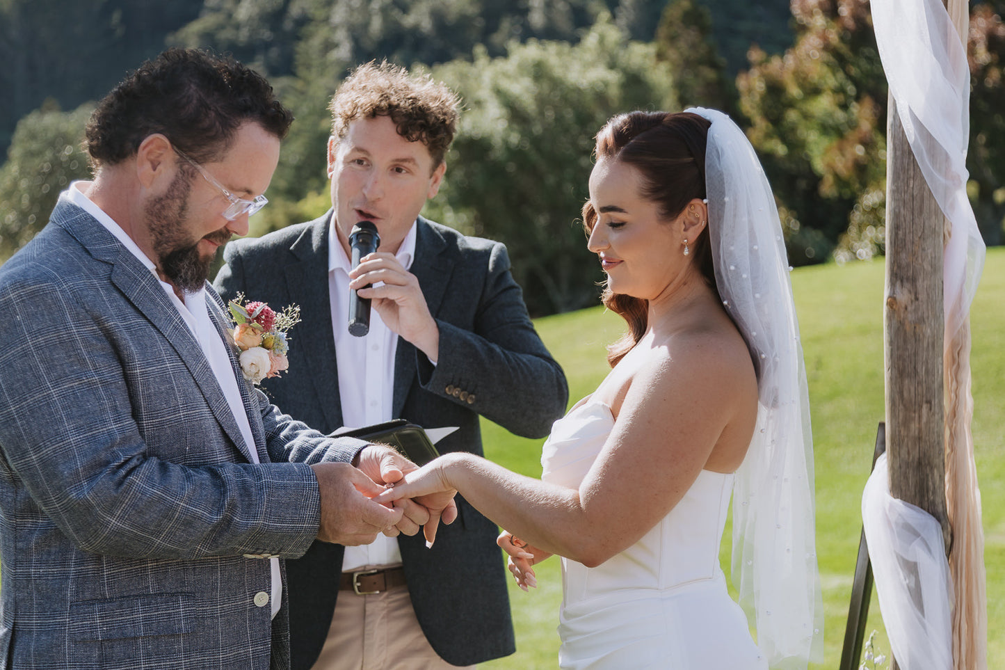 Pearl Bridal Veil 1m (Fingertip Veil)