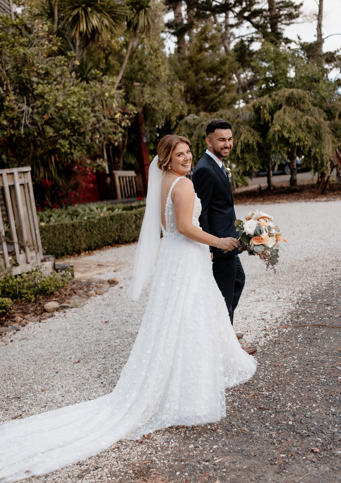 Classic Floaty Bridal Veil 1m (Fingertip Veil)