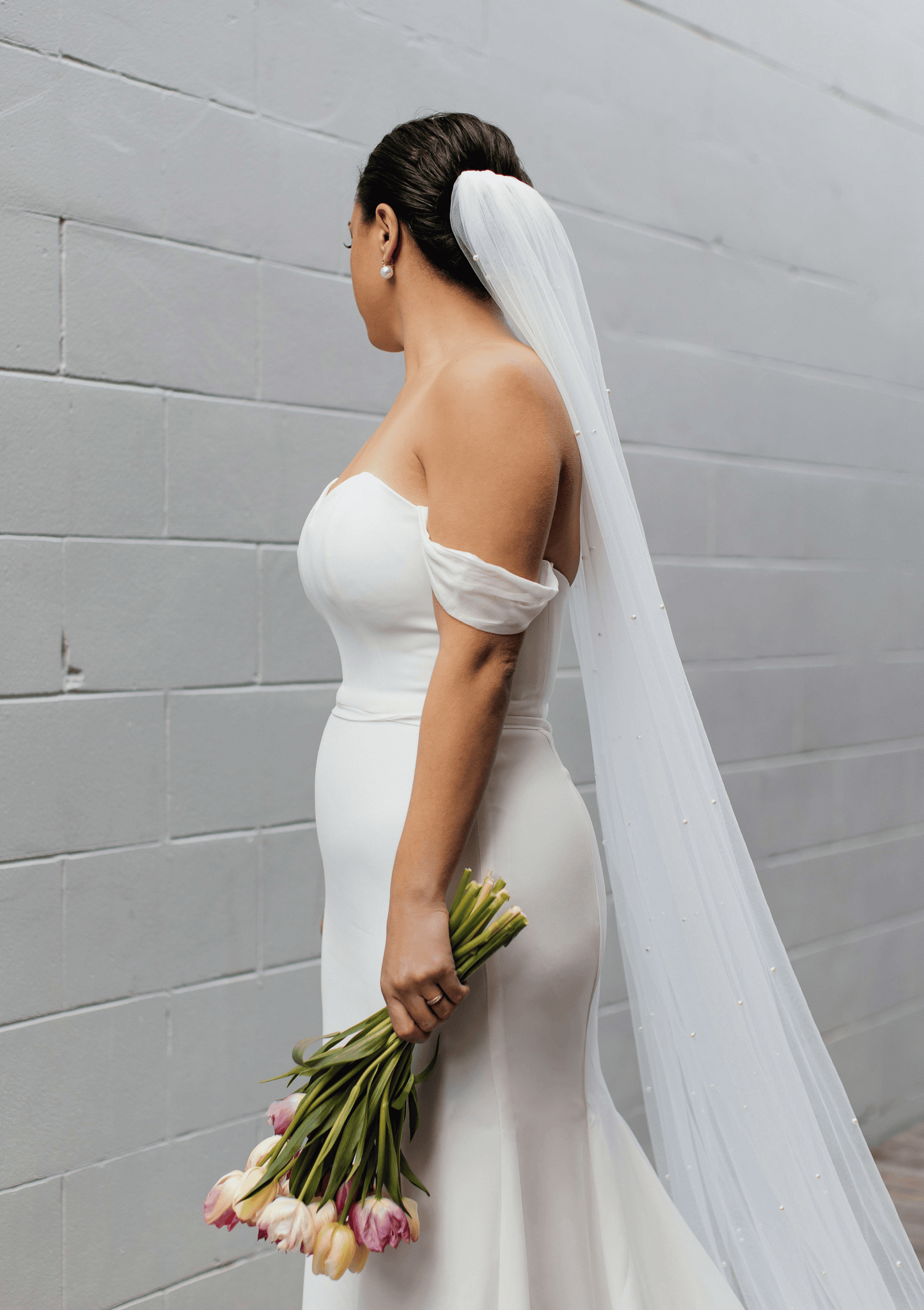 Pearl Bridal Veil 2m (Floor Length Veil)
