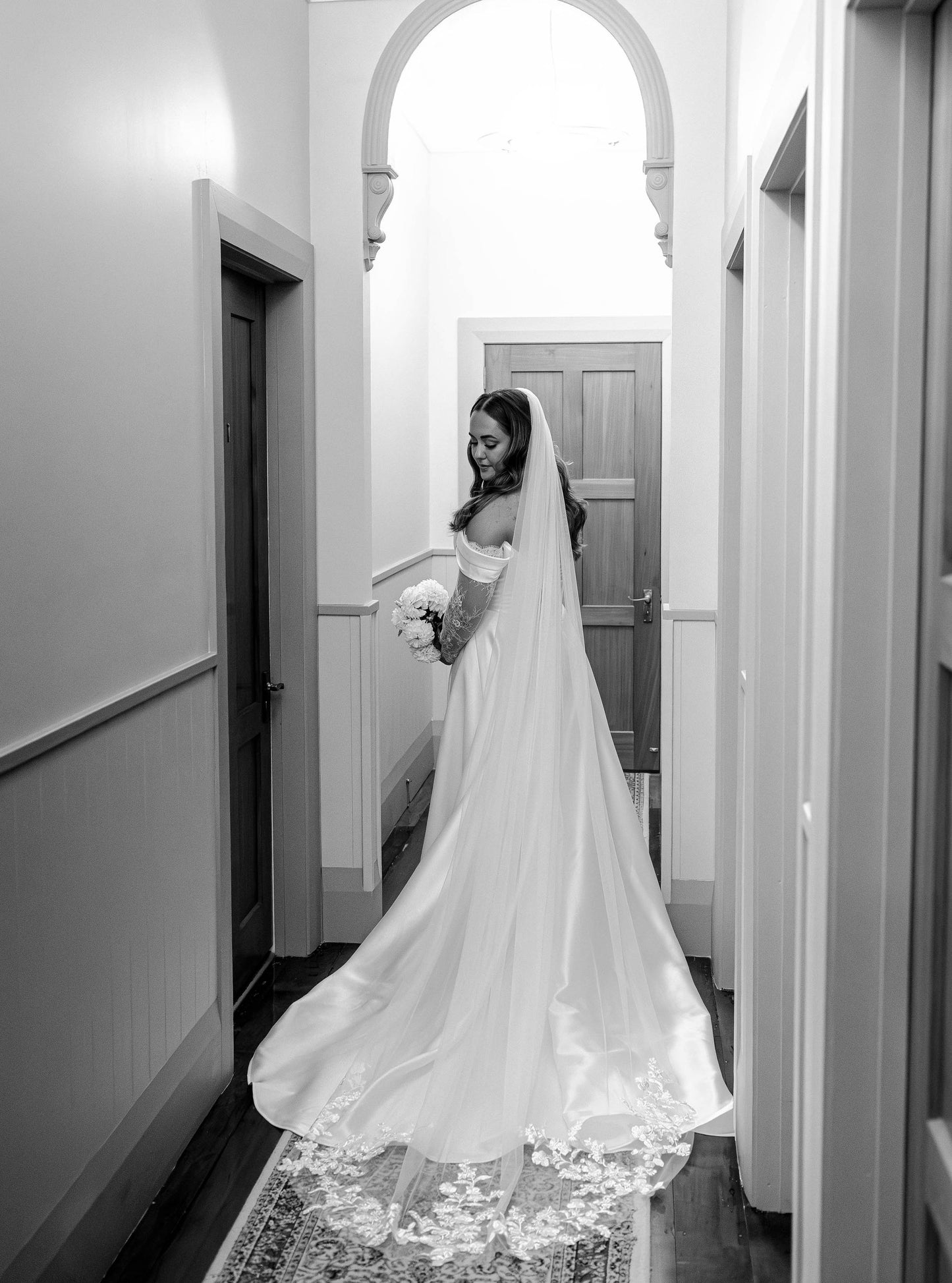 Floral Lace Bridal Veil 2.5m (Cathedral Veil)