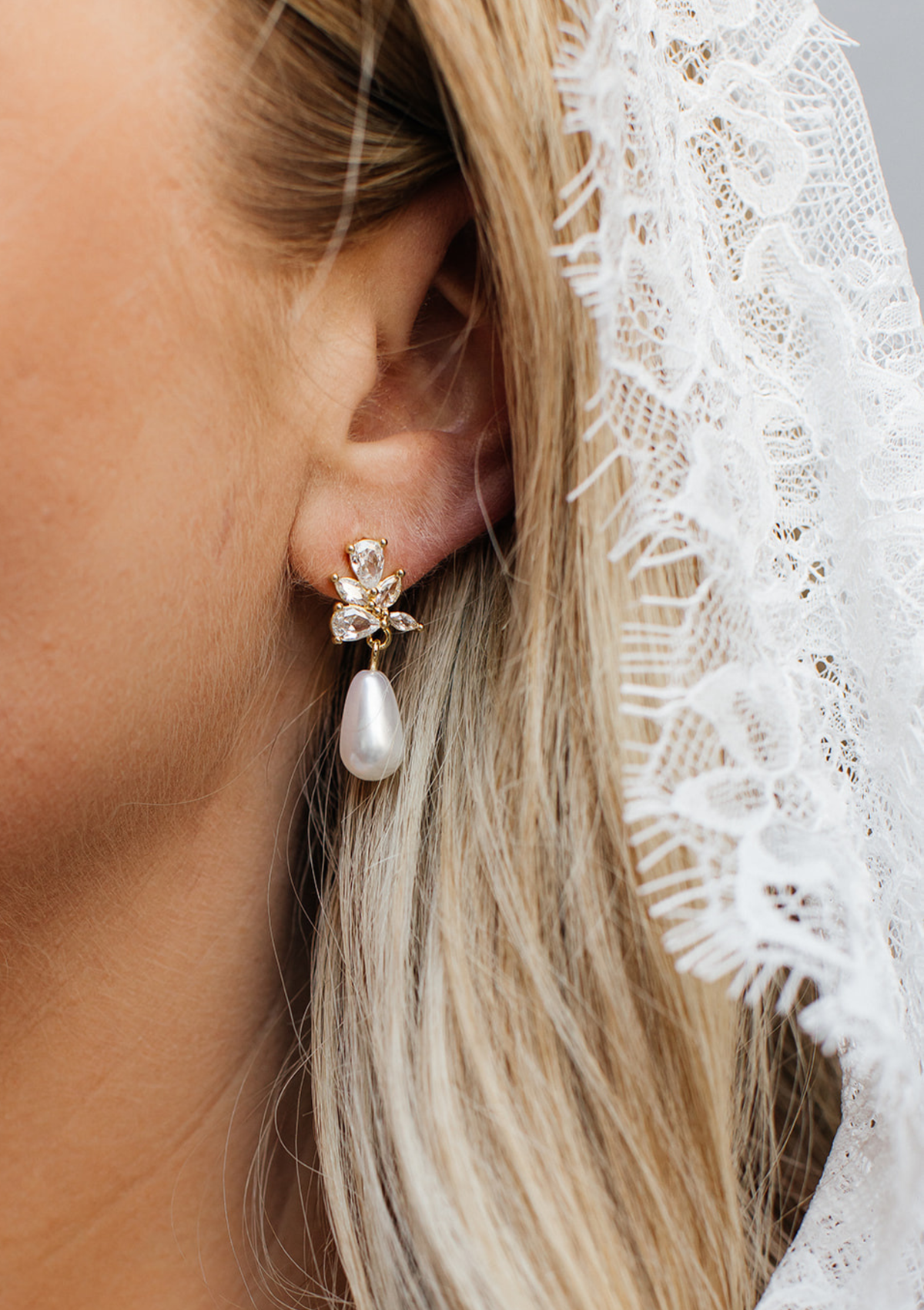 LAUNCHING SOON! Chantilly Lace All-Over Mantilla Veil