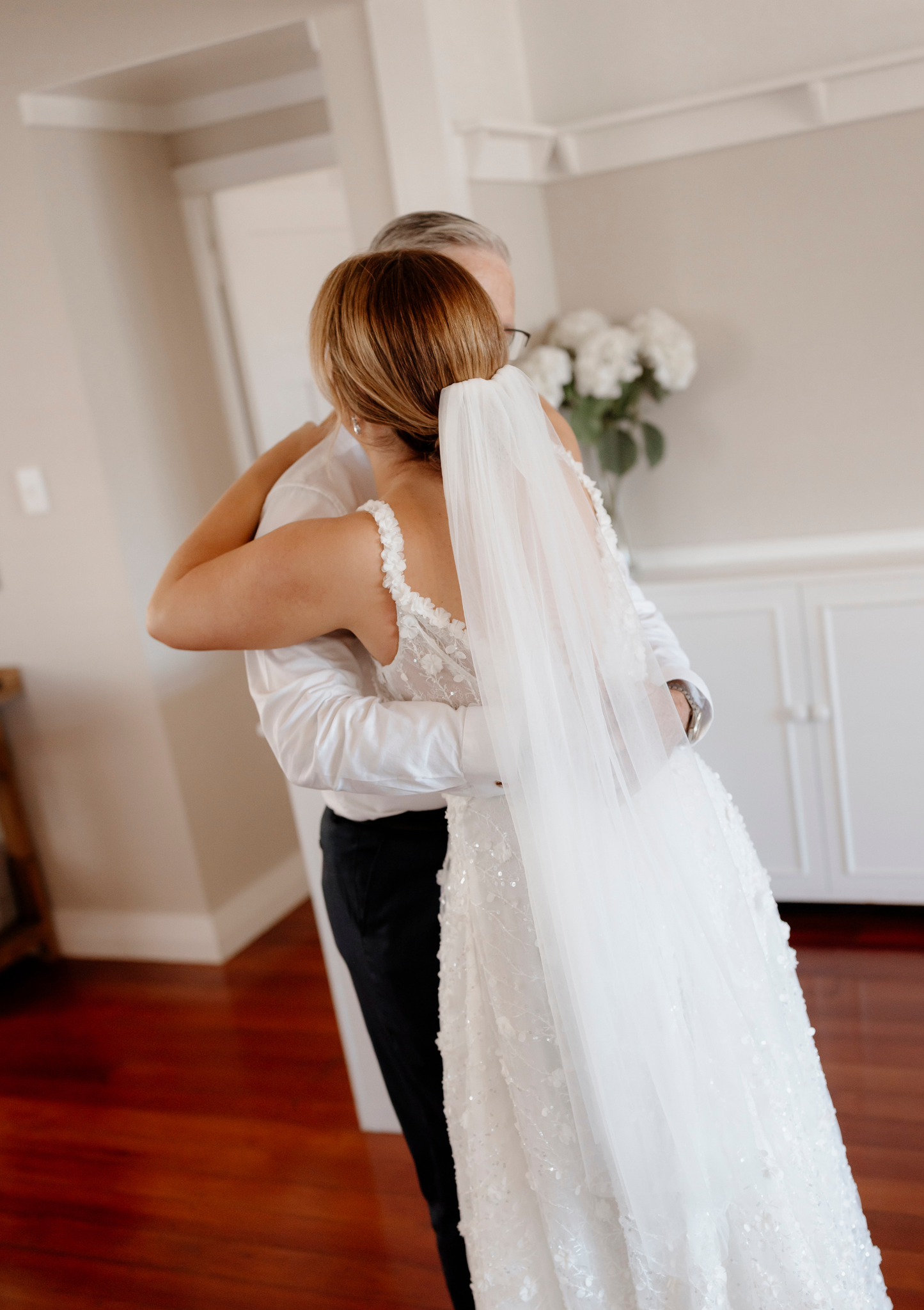 Classic Floaty Bridal Veil 1m (Fingertip Veil)