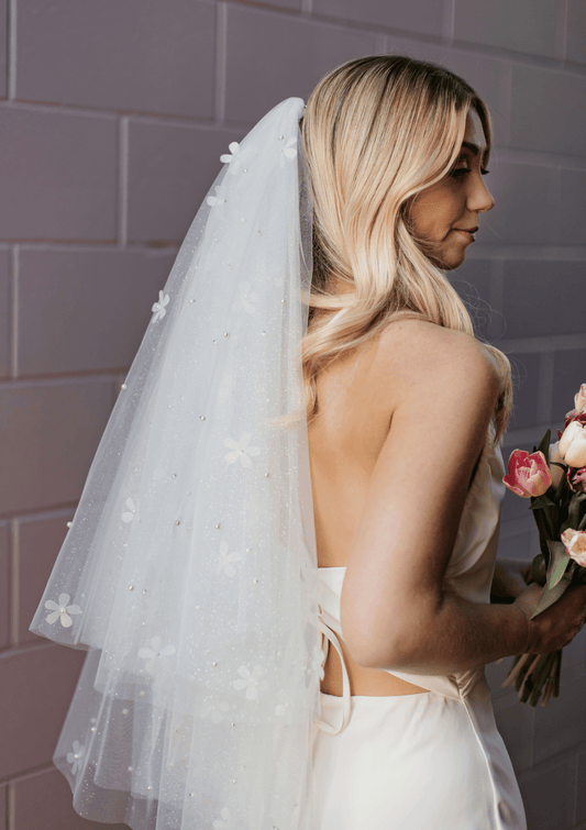 Two-Tier Floral Pearl Glitter Veil