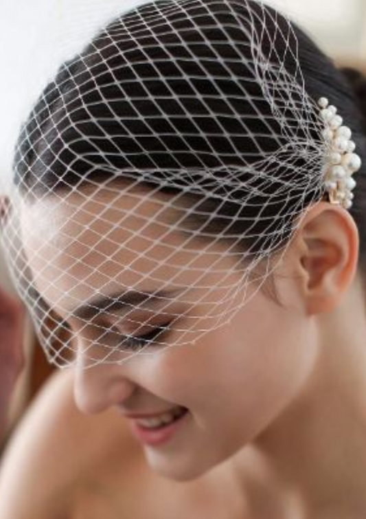 Elegant Pearl Bridal Fascinator