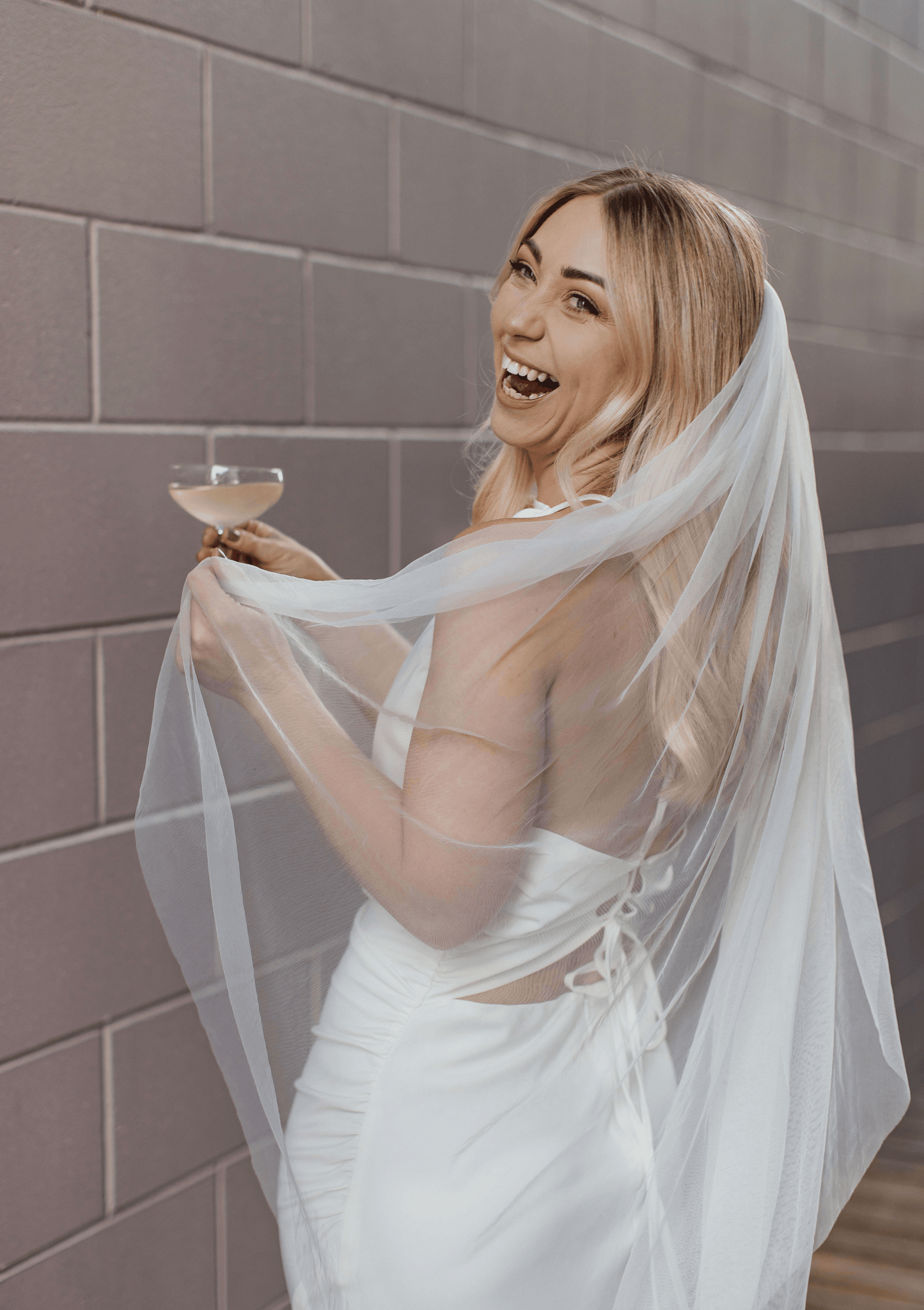 Classic Floaty Bridal Veil 1m (Fingertip Veil)