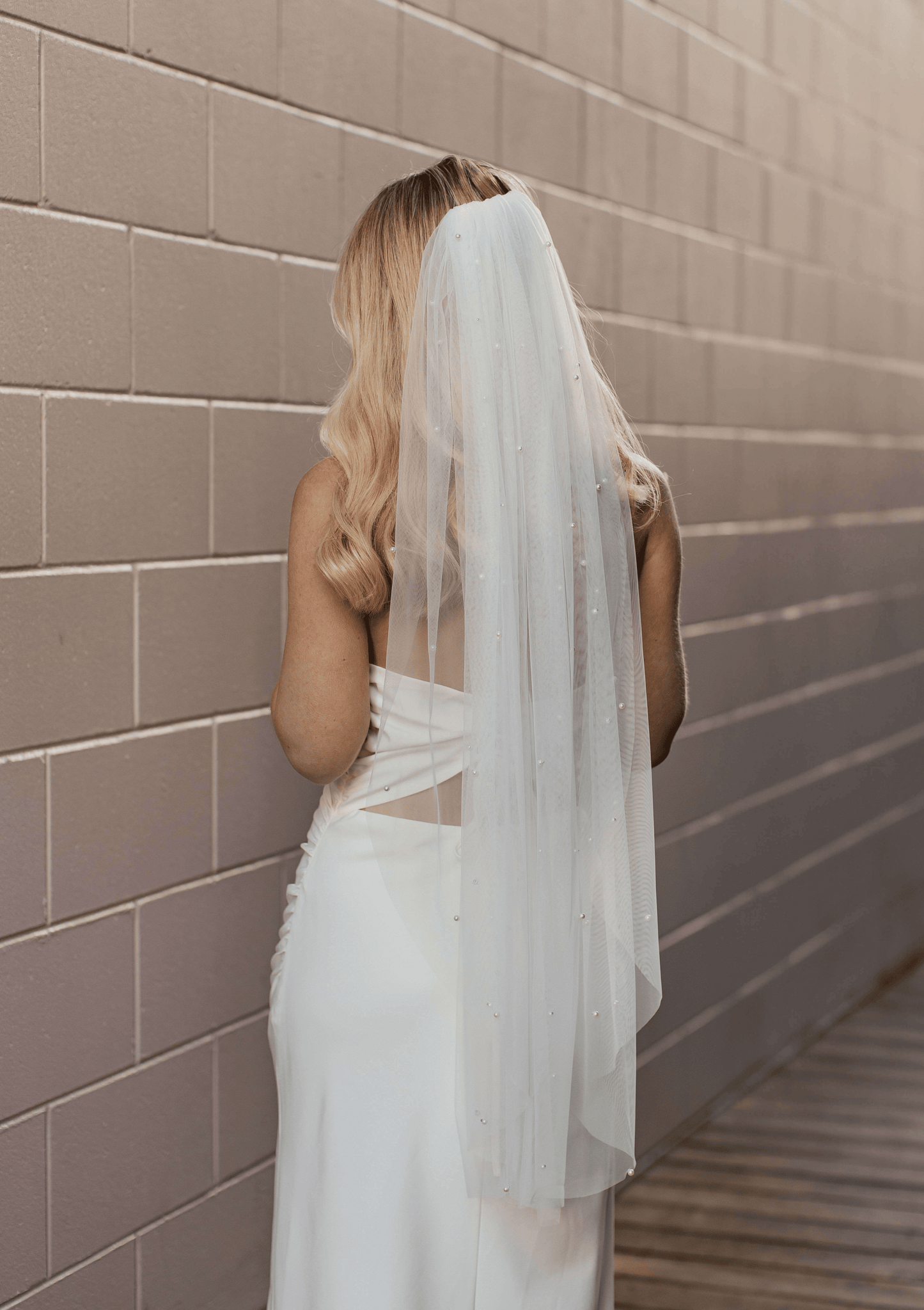 Pearl Bridal Veil 1m (Fingertip Veil)