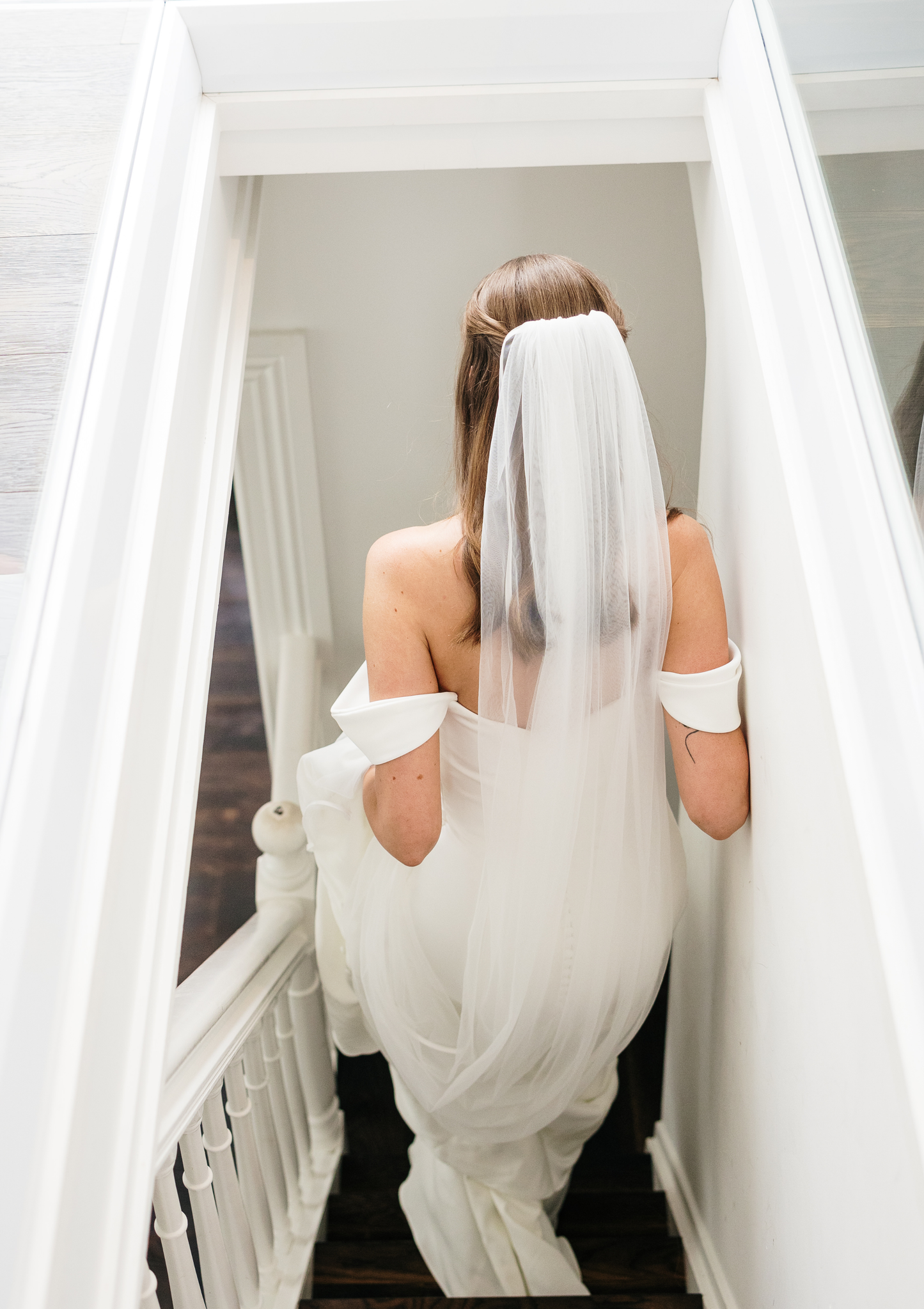 Satin Trim Bridal Veil – Floor Length (2m)