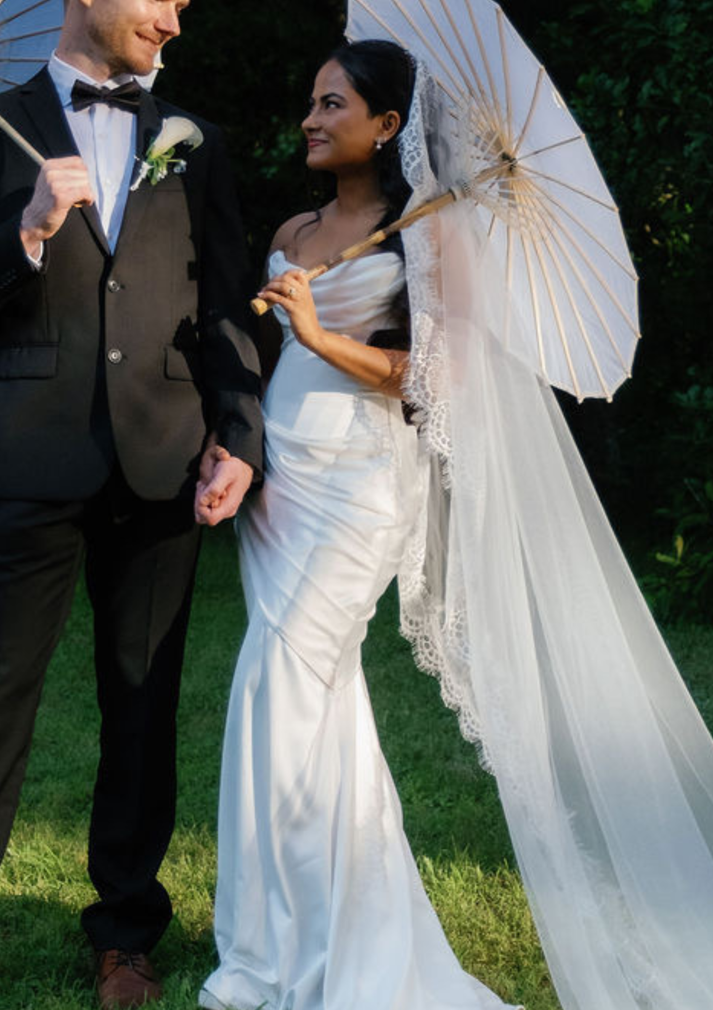 Mantilla Lace Bridal Veil- Ivory