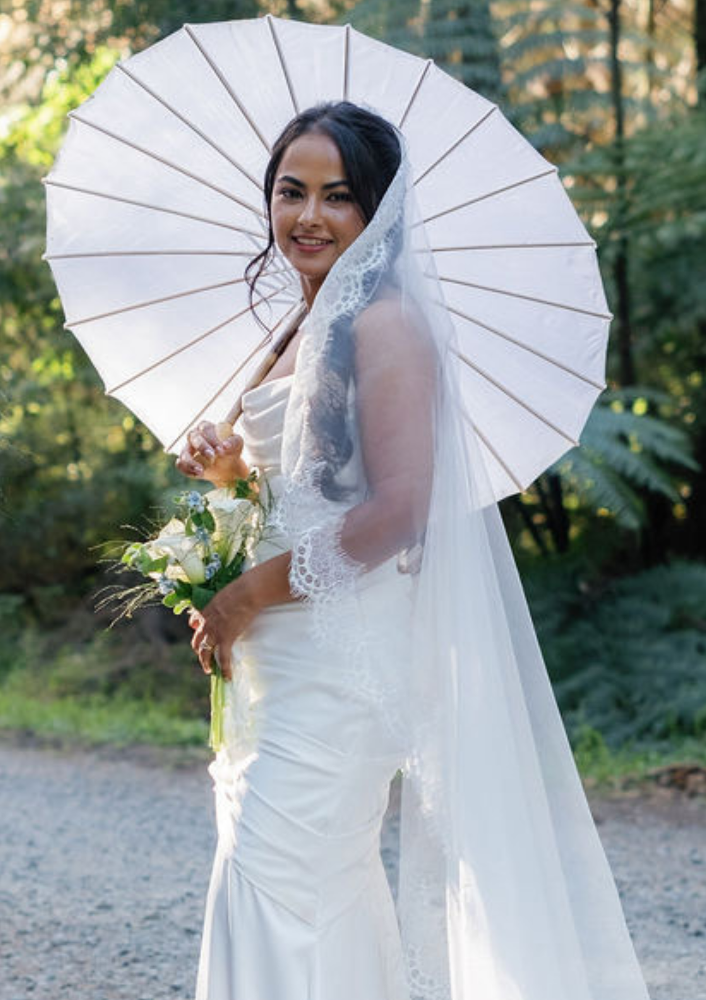 Mantilla Lace Bridal Veil- Ivory