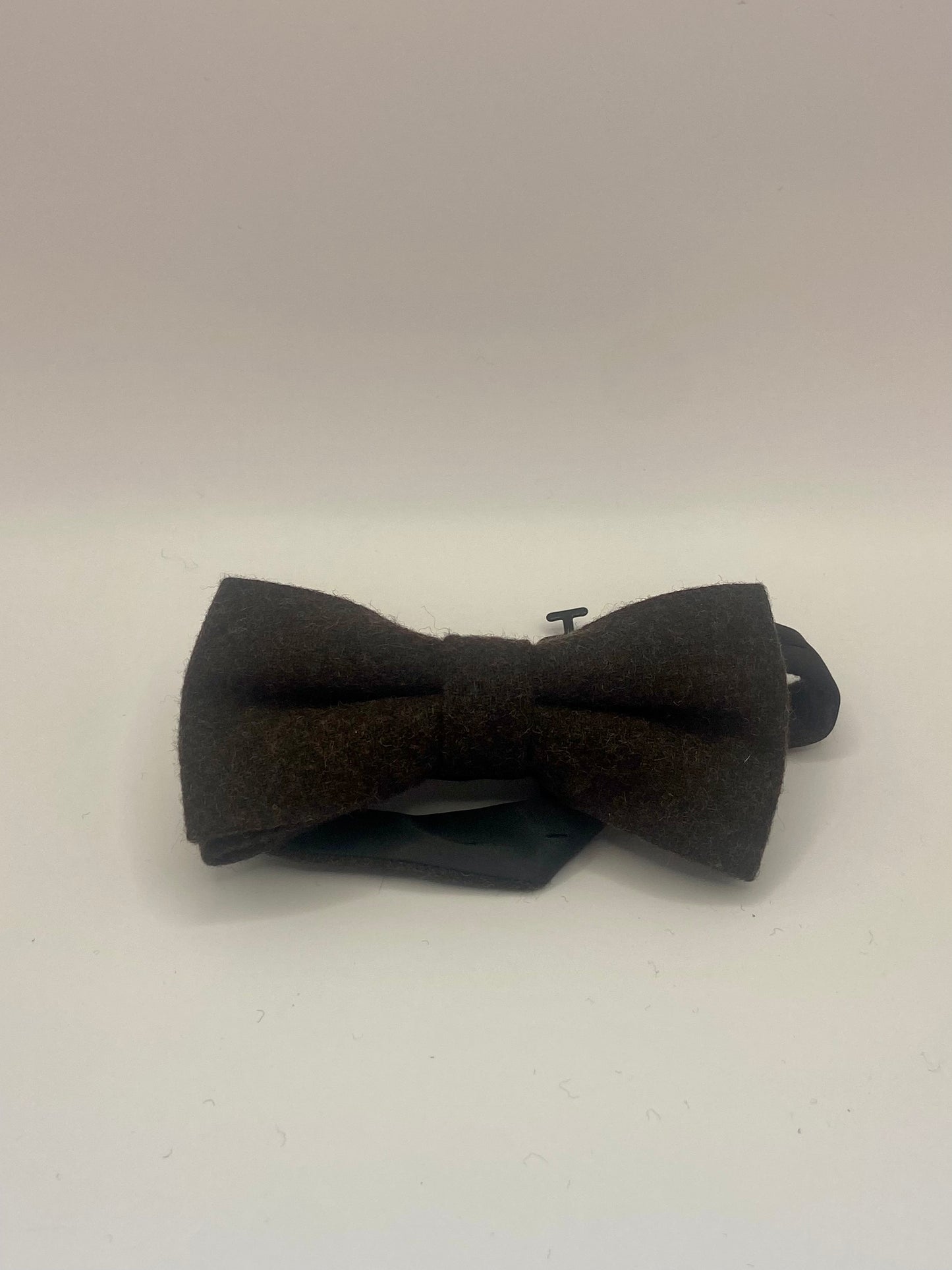 Wool Bow Tie Brown